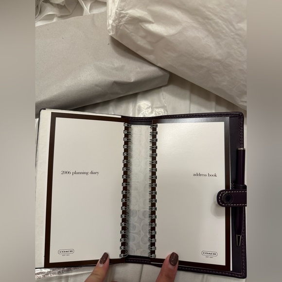 Coach Vintage NIB Dark Purple Leather Planner Address Book New - Picture 6 of 11